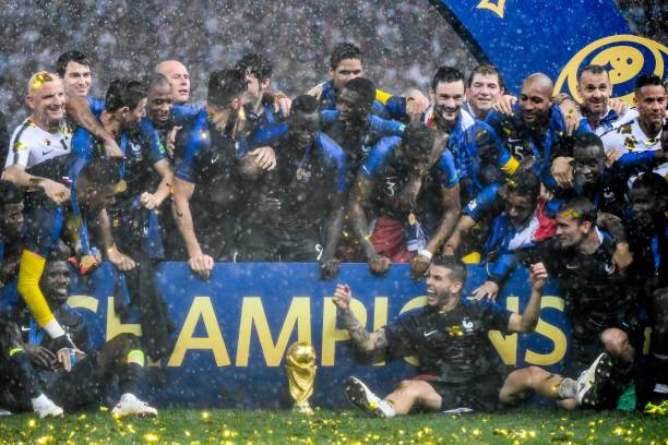 两位选手在 两位选手在